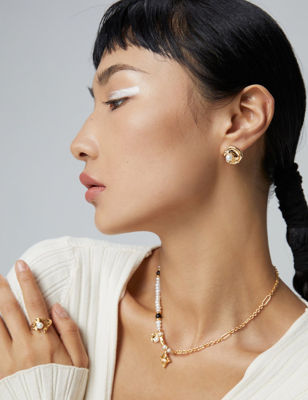 Topo Revive Celestial Moon & Star Necklace with Onyx and Natural Pearl