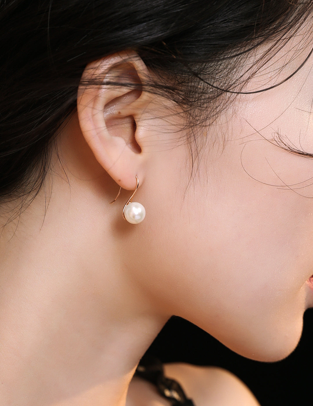 Topo Revive Classic Perfect Round Pearl Rose Gold Earrings