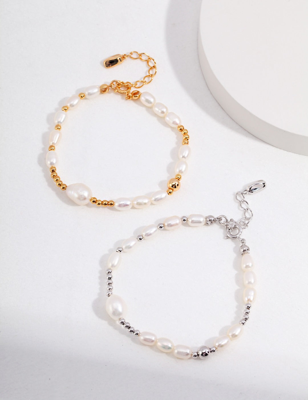 Topo Revive Irregular Pearl Golden Glow Pearl Bracelet