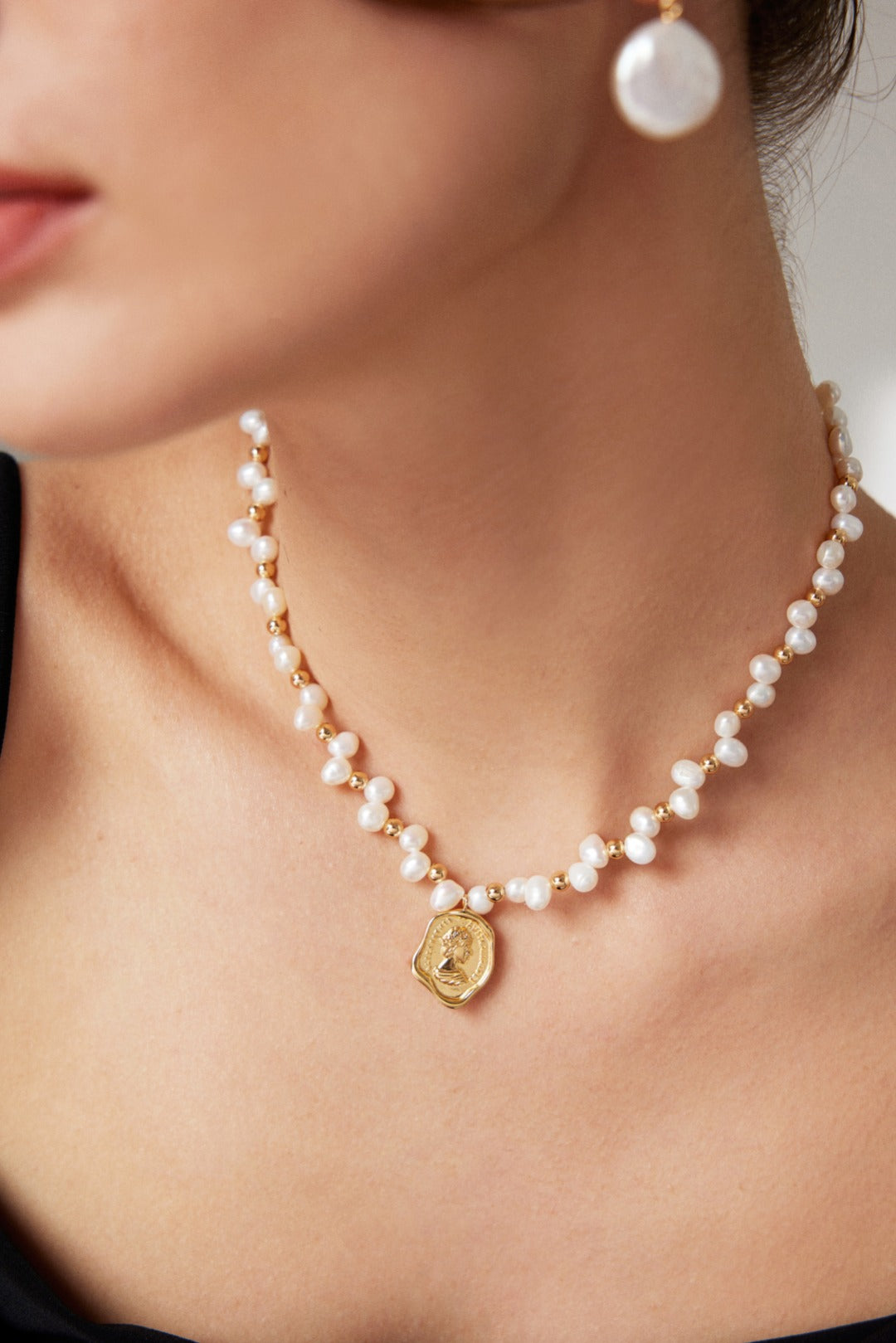 Topo Revive Queen's Ace Natural Pearl Necklace