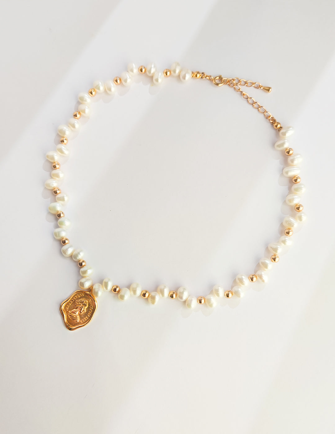 Topo Revive Queen's Ace Natural Pearl Necklace