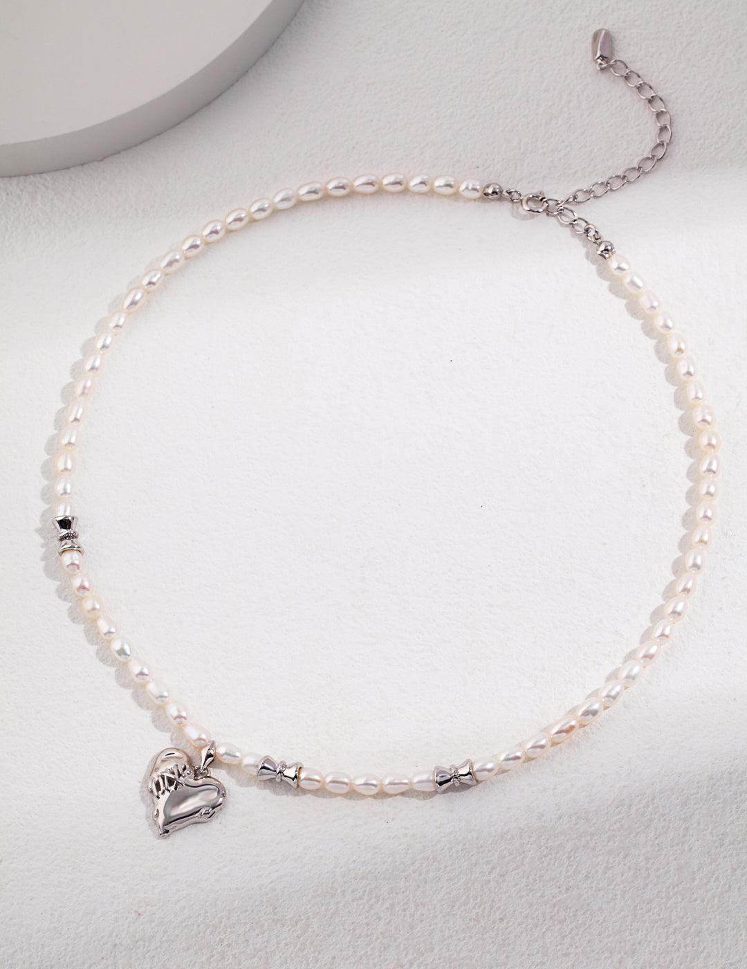 Topo Revive Heart of Elegance Pearl Necklace