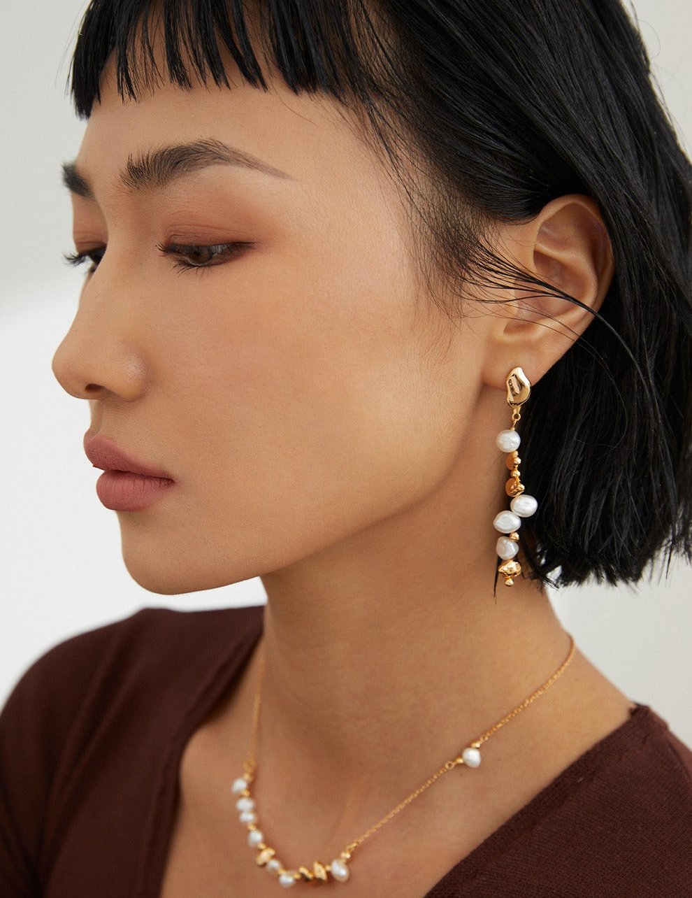 Topo Revive Irregular Natural Pearl Cascading Earrings