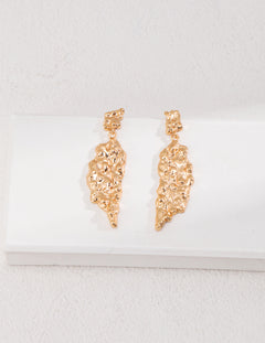 Topo Revive Molten Texture Leaf-Shaped Dangle Earrings