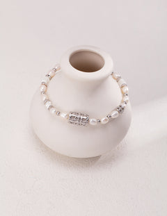 Topo Revive Timeless Elegance Pearl Bracelet with Black Onyx