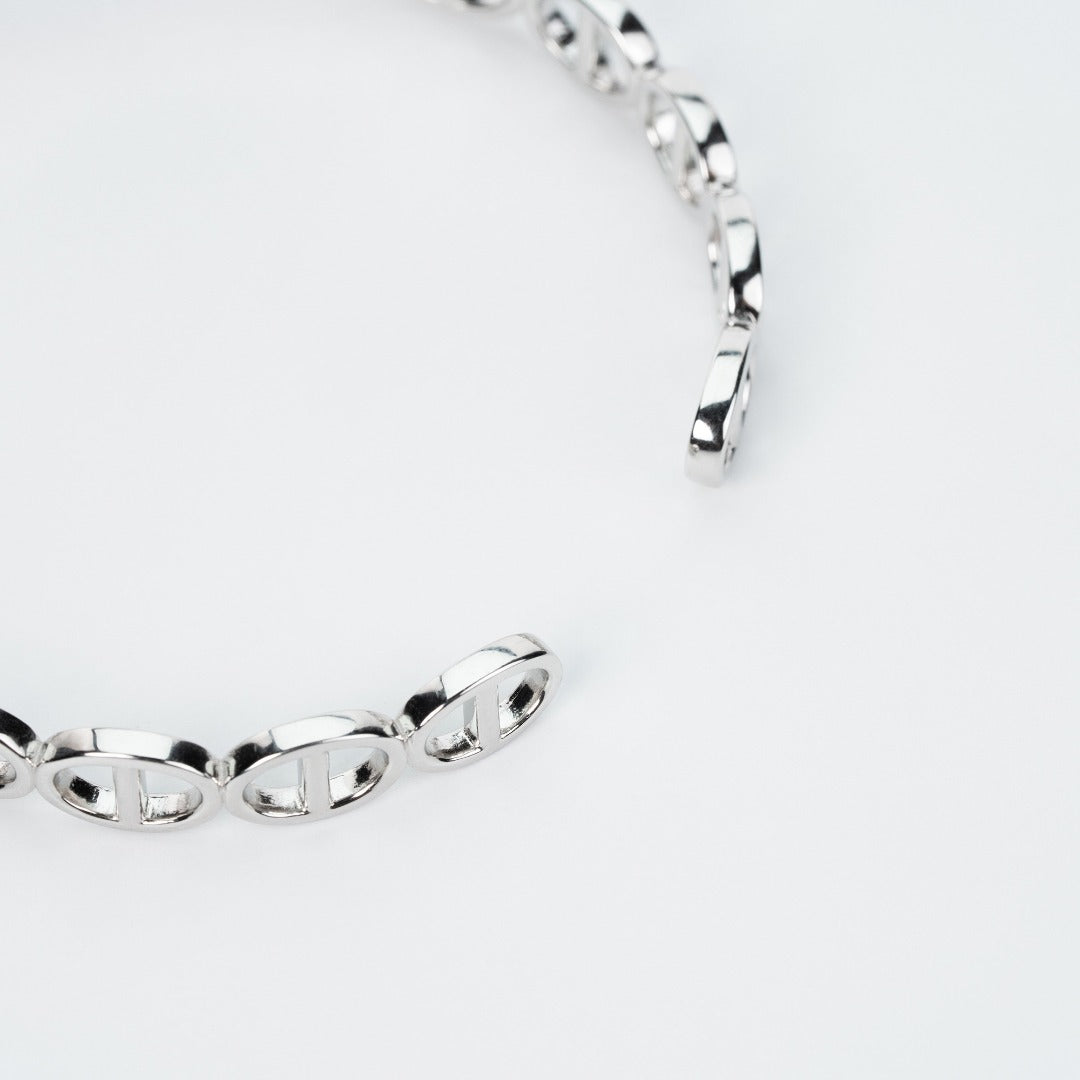 Platinum Grey Akoya Pearl Open Bracelet